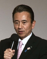 鈴木 康友 氏 鈴木 康友 氏