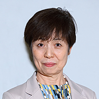 名里 晴美